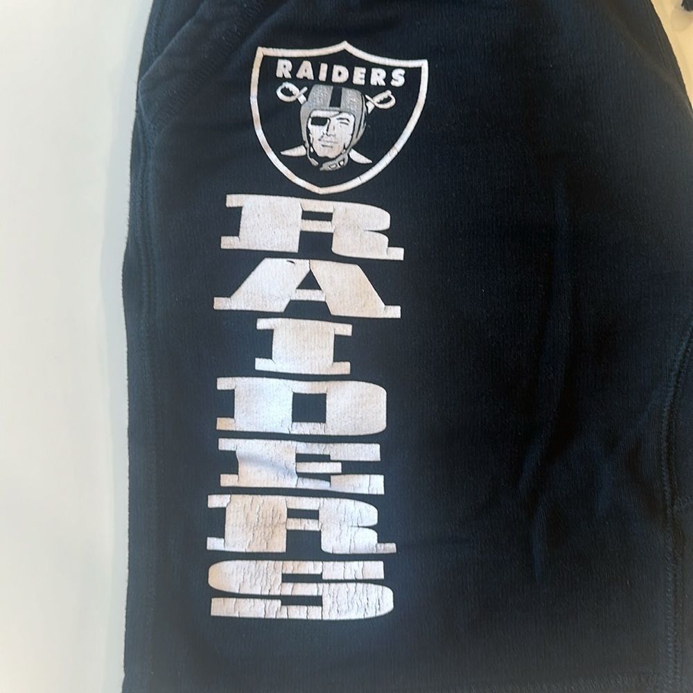 Raiders Men’s Fleece Drawstring Short - Picture 3 of 6